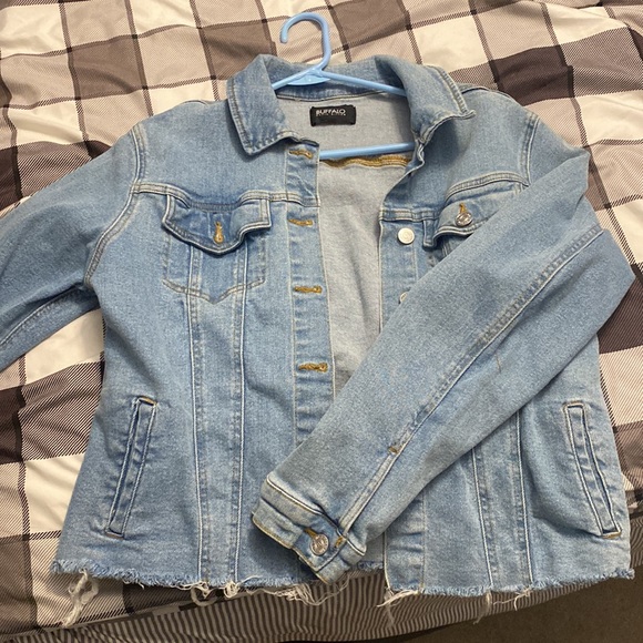 *SOLD* Denim Jacket - Picture 4 of 4